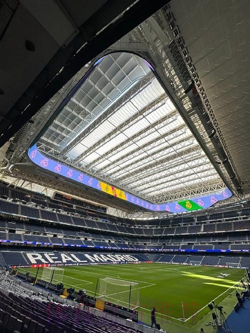 马卡报:伯纳乌球场因演唱会噪音已被开11张罚单 马卡报:伯纳乌球场因演唱会噪音已被开11张罚单